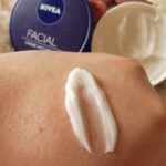 Crema Facial Nivea Cuidado Noche 100 ml - Imagen 3