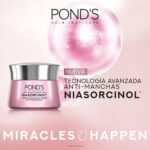 Serum + Crema dia Antimanchas Ponds con Niasorcinol - Imagen 7